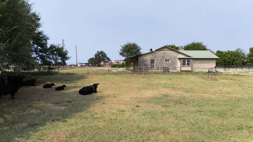 8750 RM 2243 L Leander, TX 78641