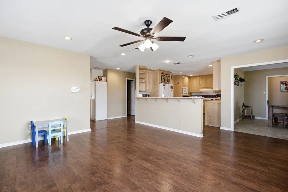 8750 RM 2243 L Leander, TX 78641