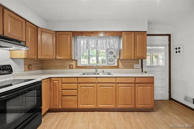4942 S Galapago Street Englewood, CO 80110