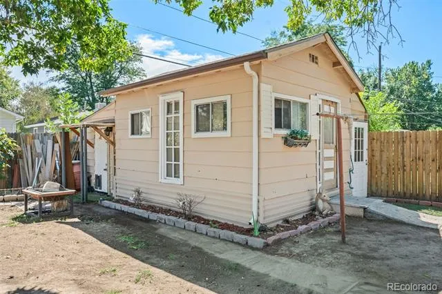 4942 S Galapago Street Englewood, CO 80110