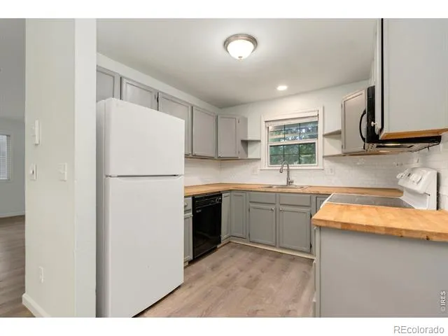 2225 Coventry Court Fort Collins, CO 80526