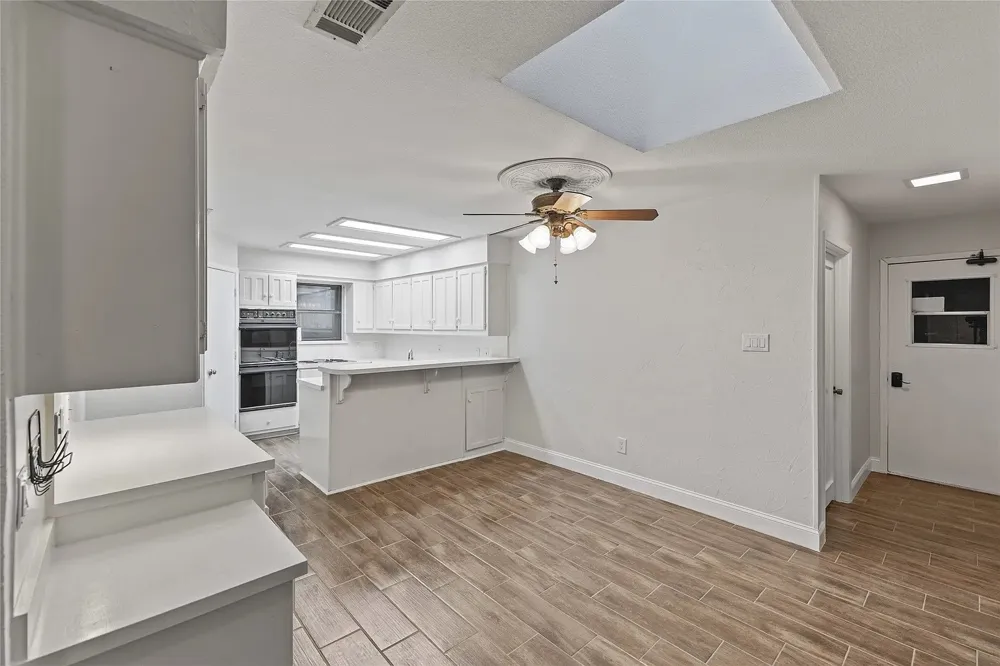 3827 Ashbury Lane Bedford, TX 76021