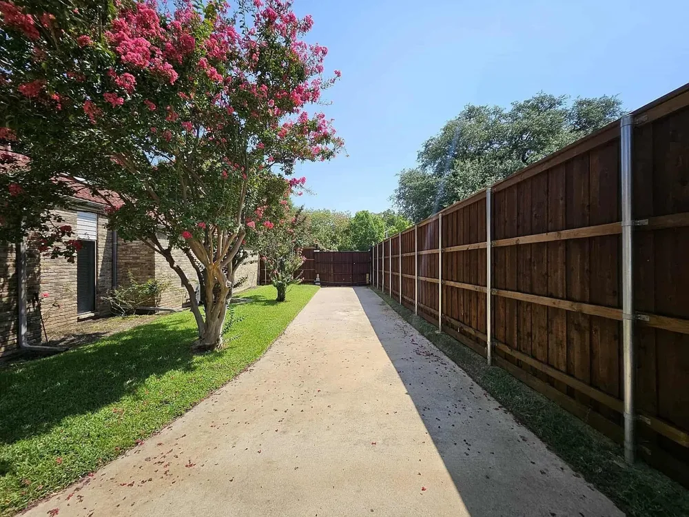 3827 Ashbury Lane Bedford, TX 76021