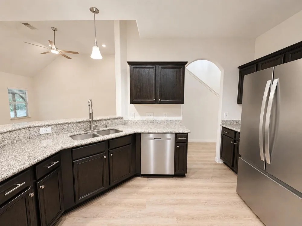 10855 Sunflower Drive Willis, TX 77318