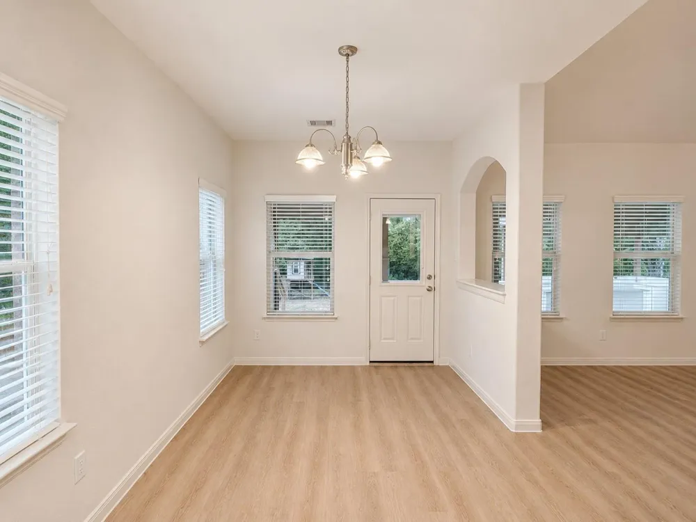 10855 Sunflower Drive Willis, TX 77318