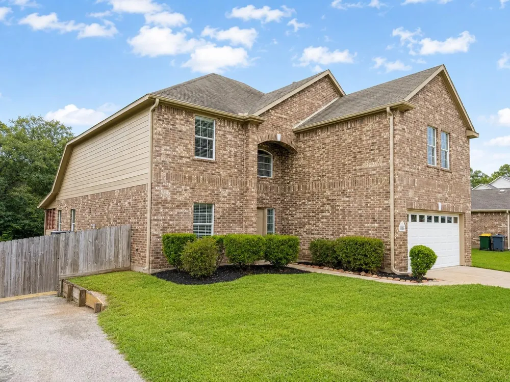 10855 Sunflower Drive Willis, TX 77318
