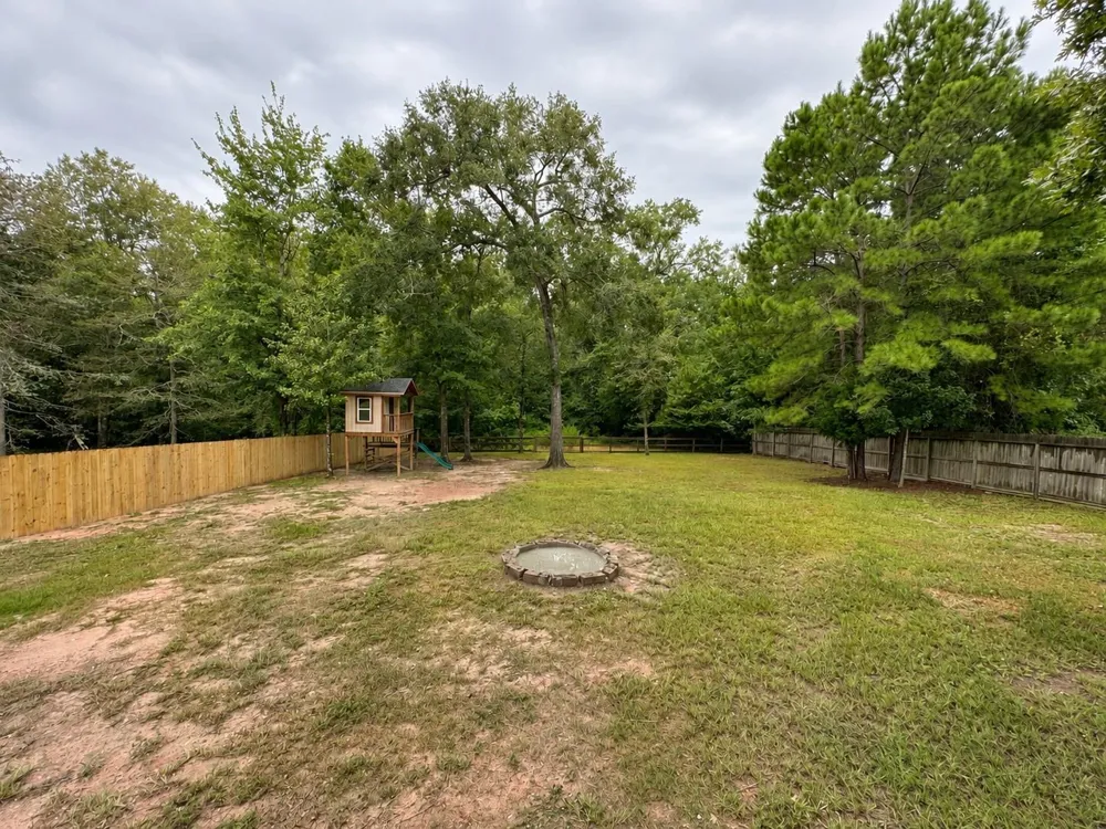 10855 Sunflower Drive Willis, TX 77318