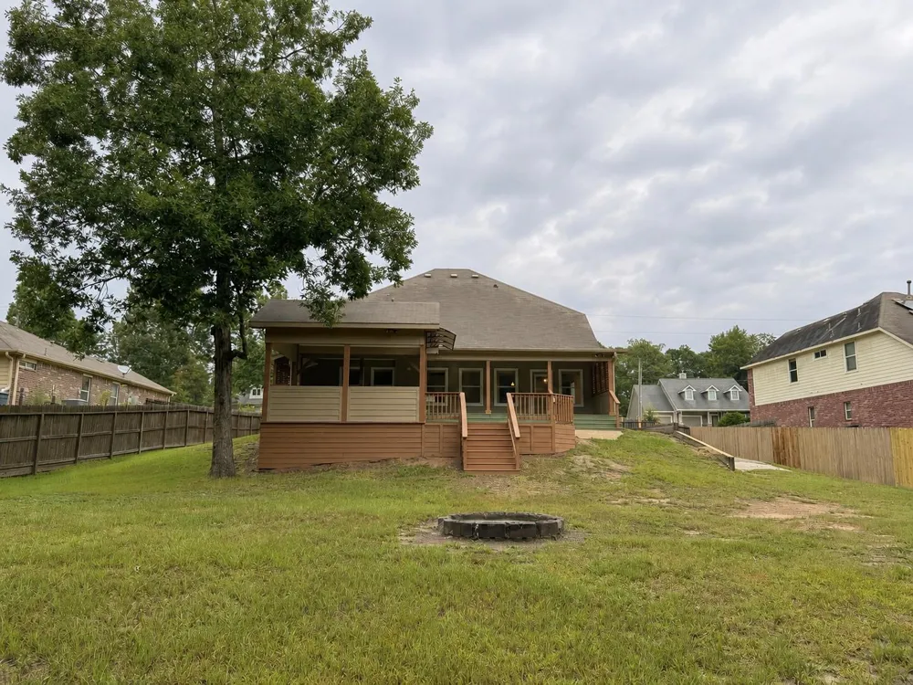 10855 Sunflower Drive Willis, TX 77318