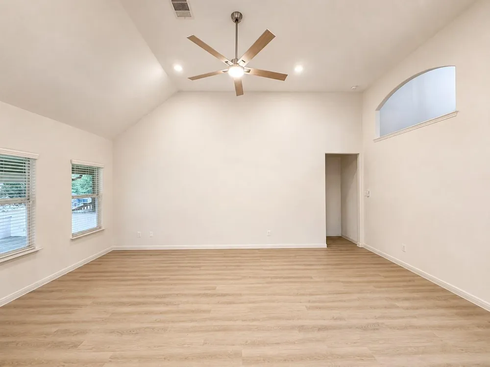10855 Sunflower Drive Willis, TX 77318