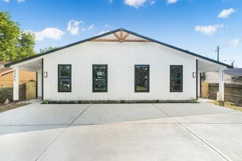 5306 Ridgeway Drive #A