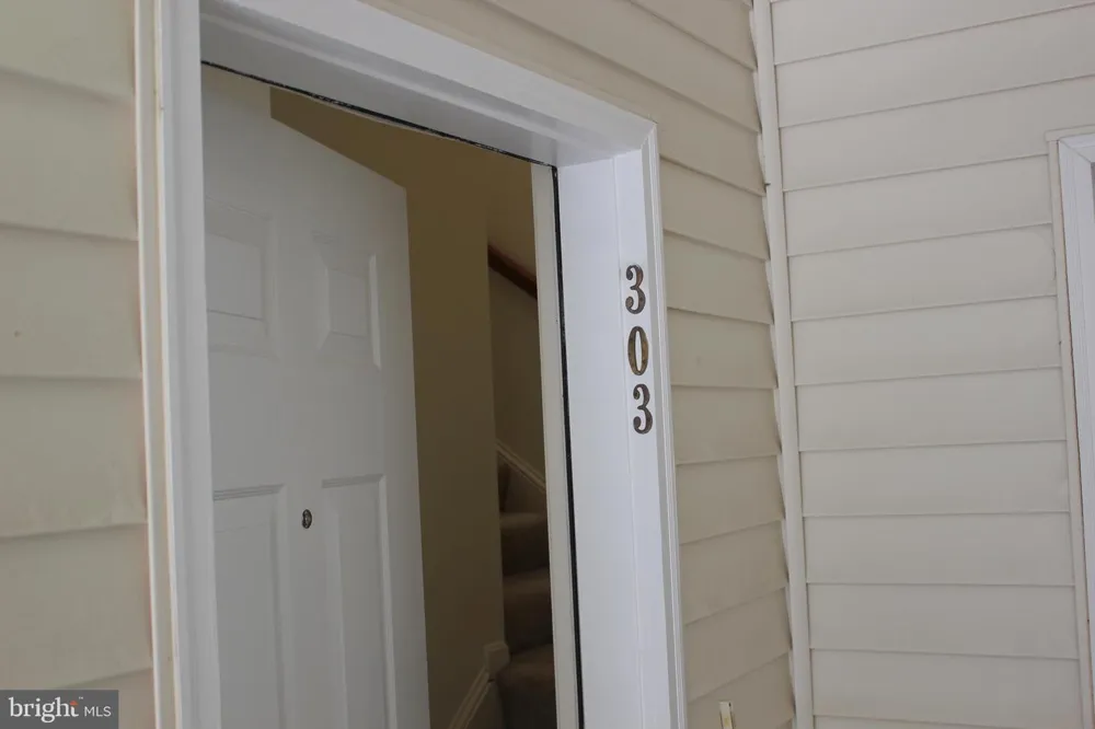 2491 QUICK STREET #303 Herndon, VA 20171