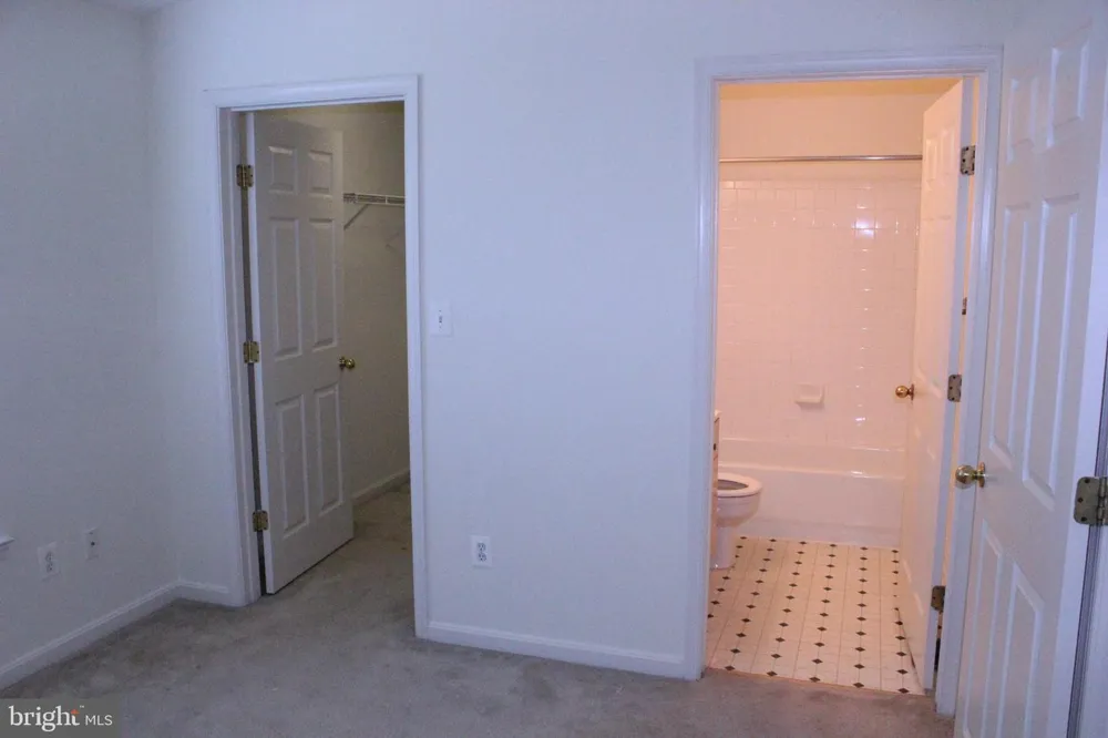 2491 QUICK STREET #303 Herndon, VA 20171