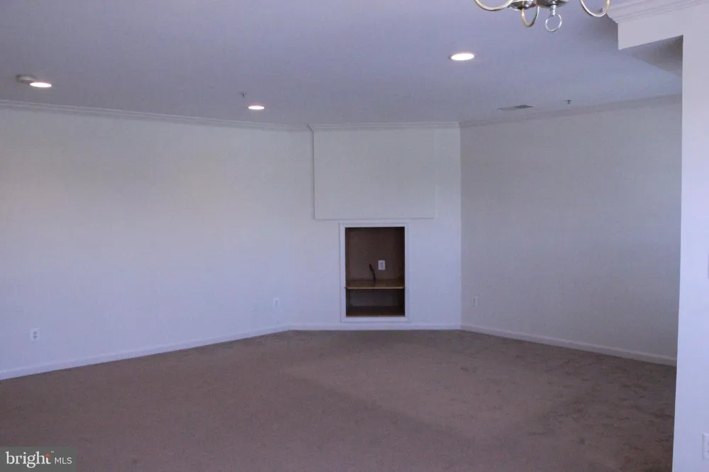 2491 QUICK STREET #303 Herndon, VA 20171