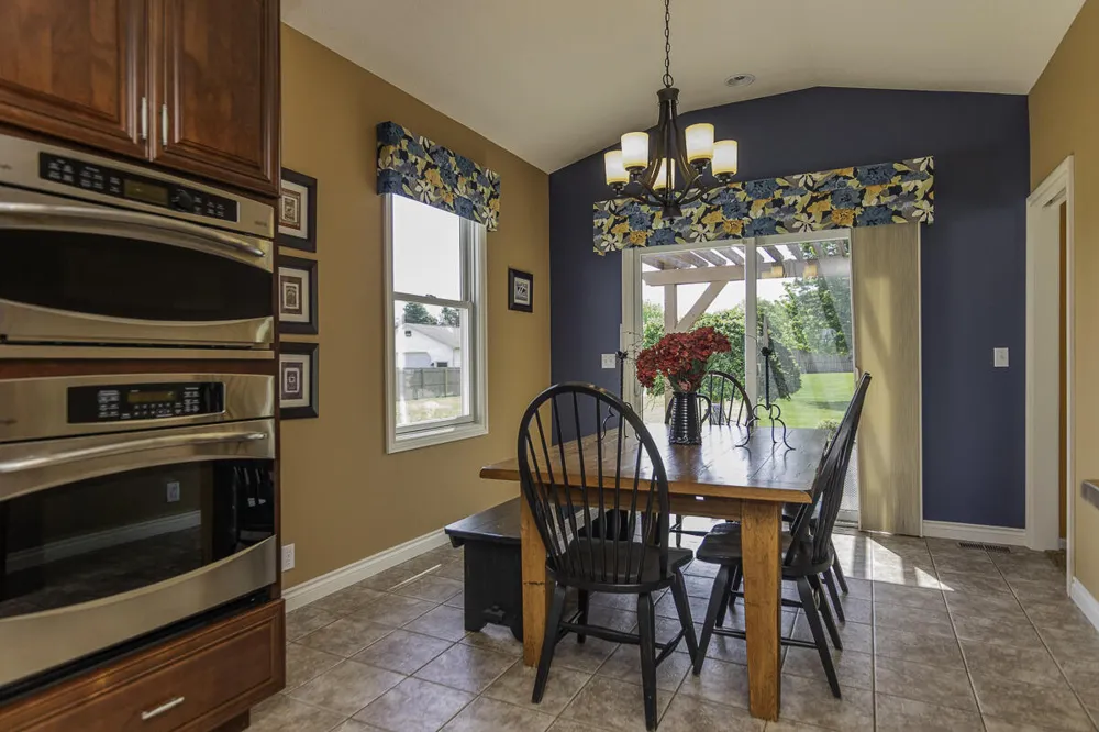 47679 Woodfield Drive Mattawan, MI 49071