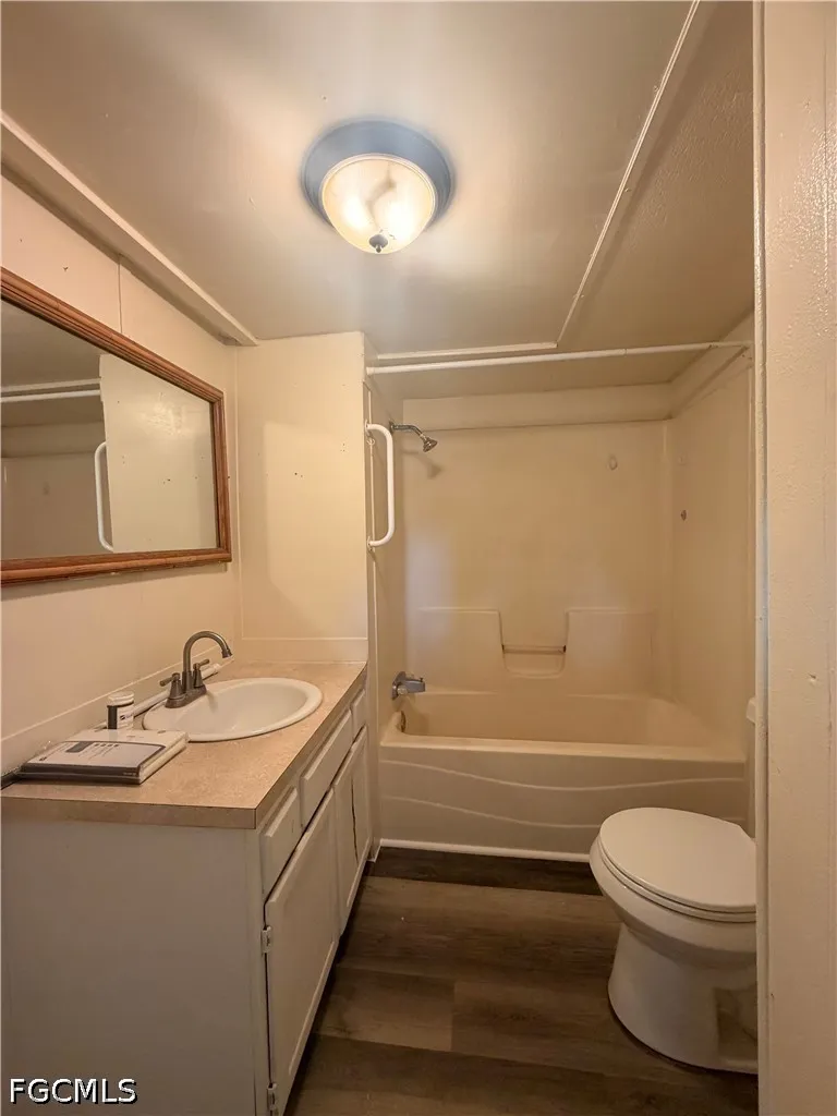 Ebson Drive #7 or H North Fort Myers, FL 33917