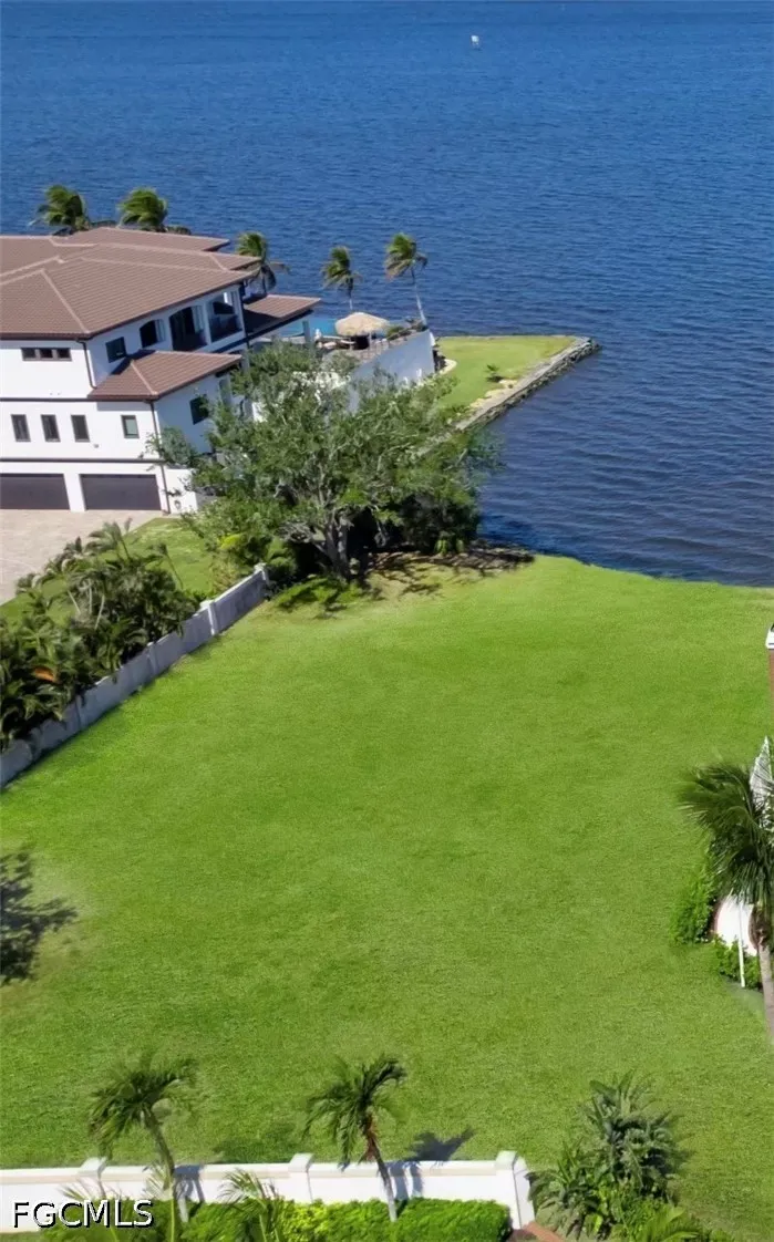 Casa Del Rio Lane Fort Myers, FL 33919