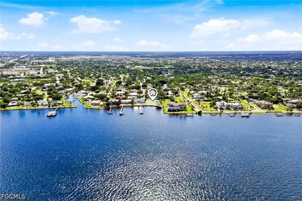 Casa Del Rio Lane Fort Myers, FL 33919