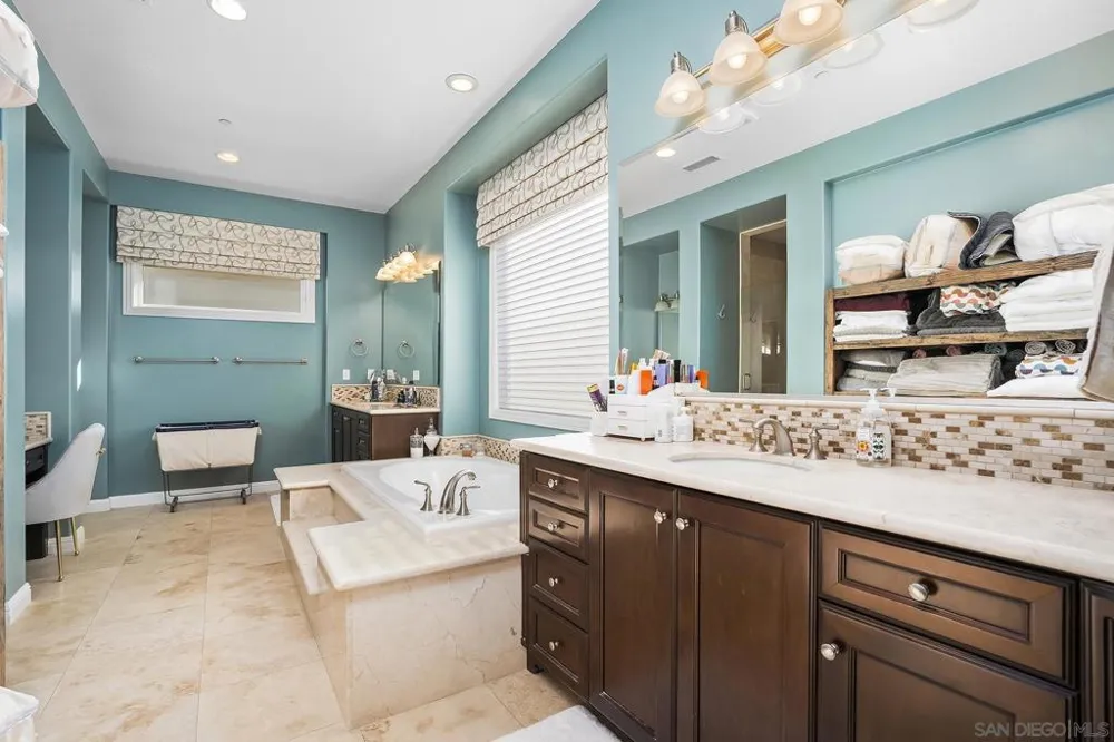 11771 Big Canyon Lane San Diego, CA 92131