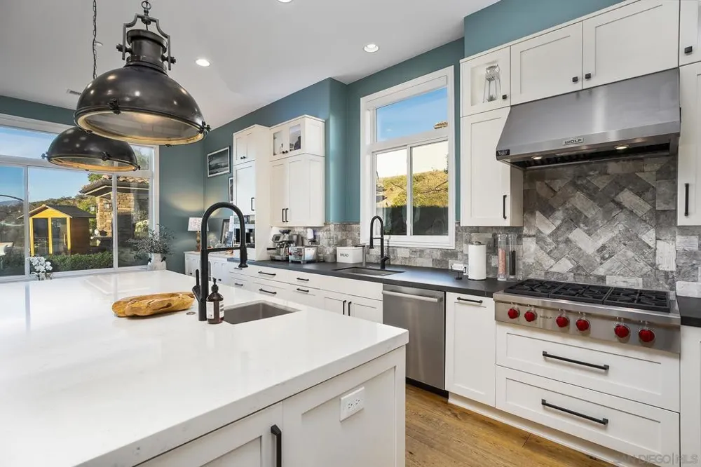 11771 Big Canyon Lane San Diego, CA 92131