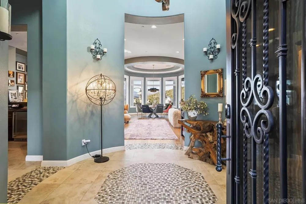 11771 Big Canyon Lane San Diego, CA 92131