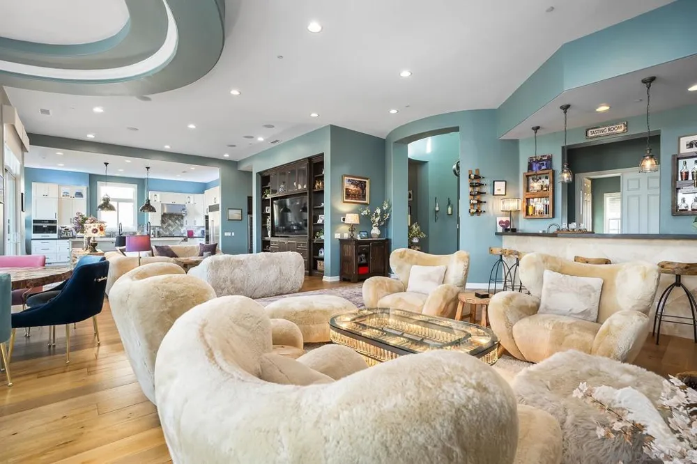 11771 Big Canyon Lane San Diego, CA 92131