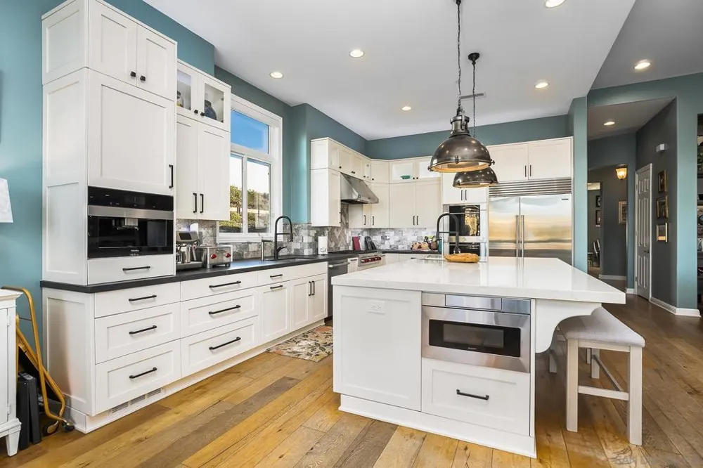 11771 Big Canyon Lane San Diego, CA 92131