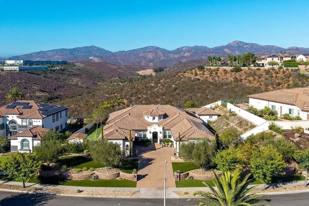 11771 Big Canyon Lane San Diego, CA 92131