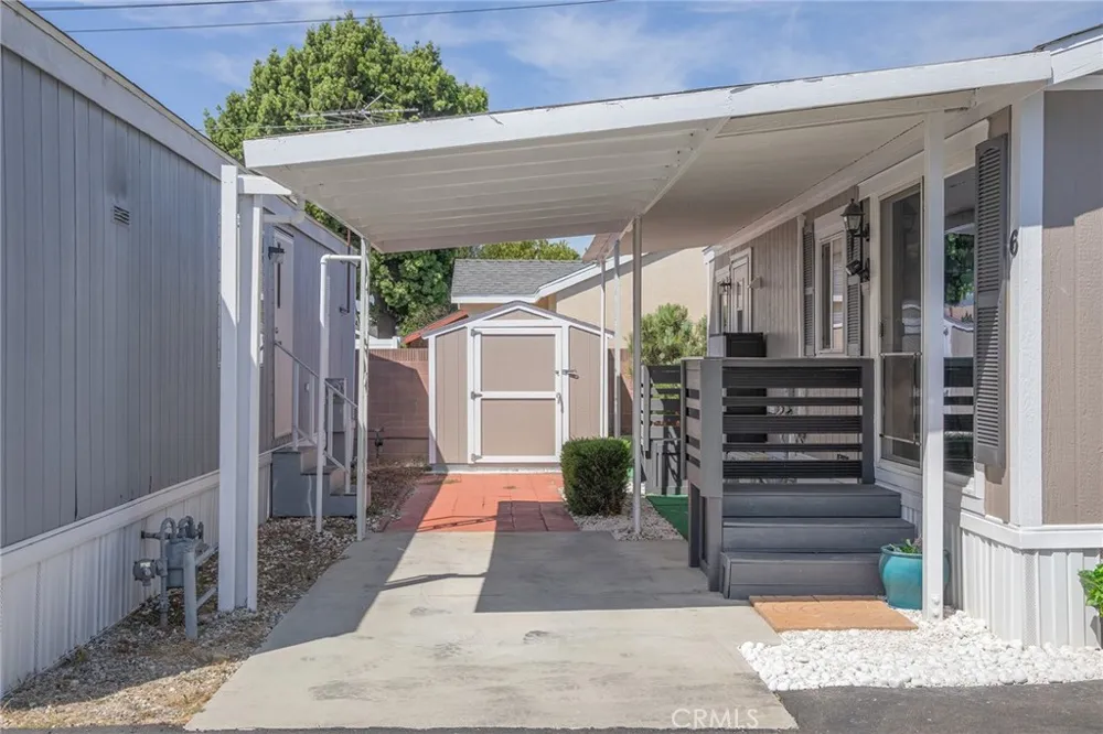 2103 245th #6 Lomita, CA 90717