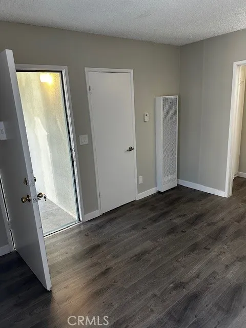 6701 Haskell #3 Van Nuys, CA 91406