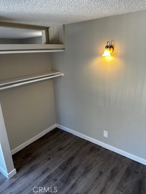 6701 Haskell #3 Van Nuys, CA 91406