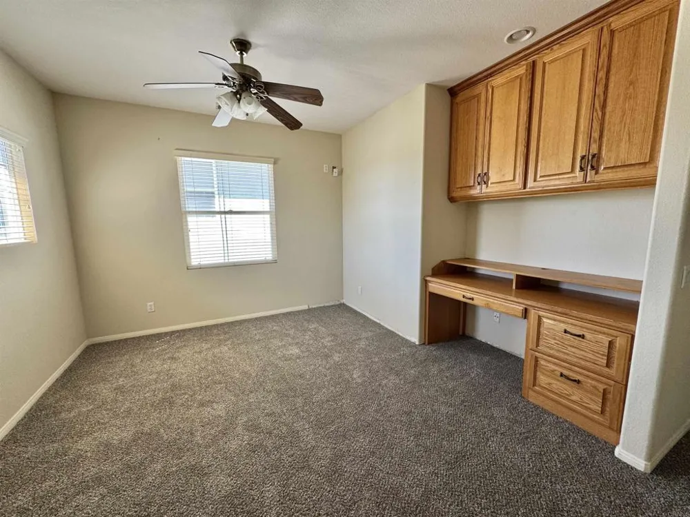 3906 Rill Court Carlsbad, CA 92010