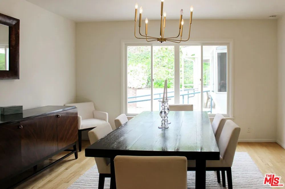 1079 MARILYN DRIVE Beverly Hills, CA 90210
