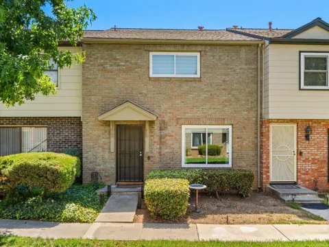 1253 Mollison Avenue #D