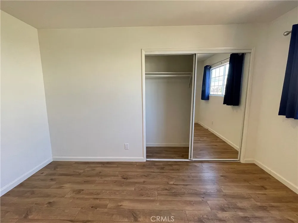 19410 Cohasset Street Reseda, CA 91335