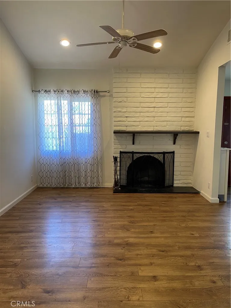19410 Cohasset Street Reseda, CA 91335