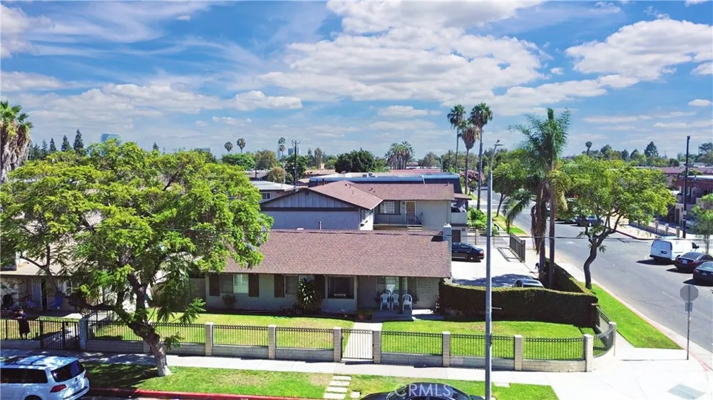 306 E Wakefield Anaheim, CA 92802