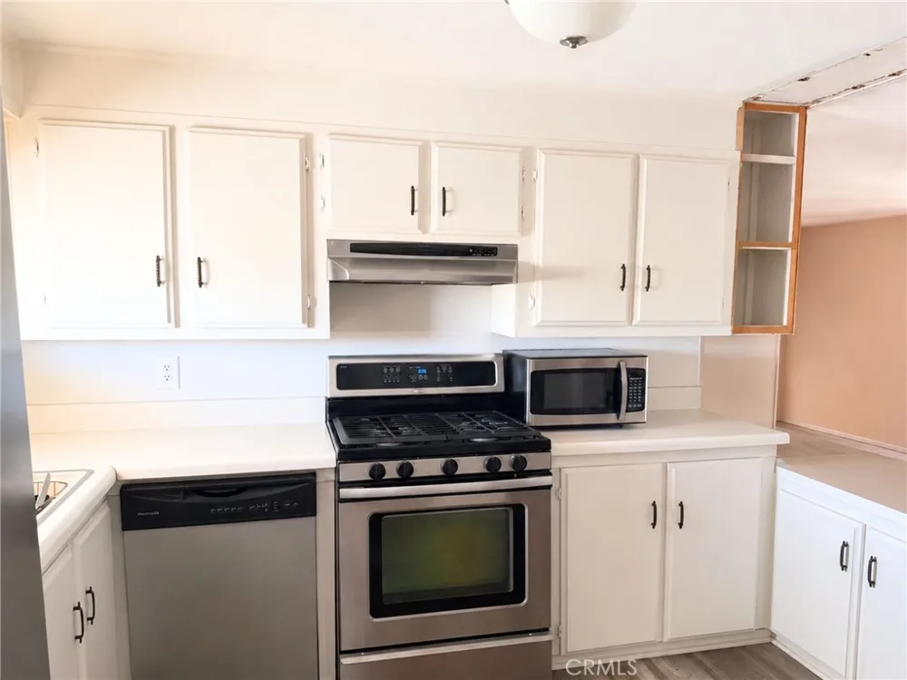 15940 Stoddard Wells #56 Victorville, CA 92395
