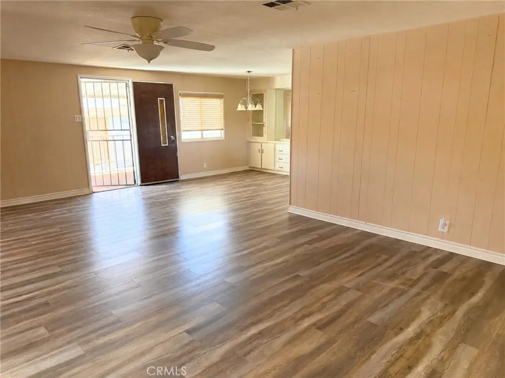 15940 Stoddard Wells #56 Victorville, CA 92395