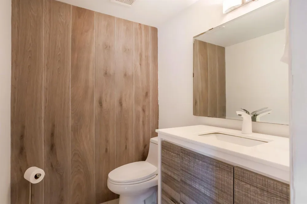 700 SE 6th Avenue #107 Deerfield Beach, FL 33441