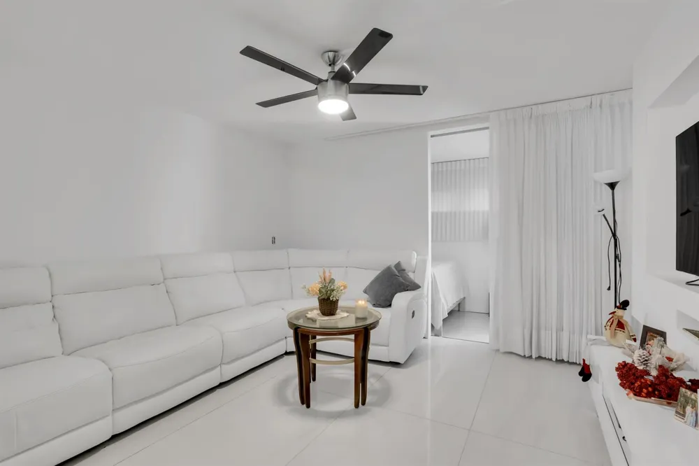 700 SE 6th Avenue #107 Deerfield Beach, FL 33441