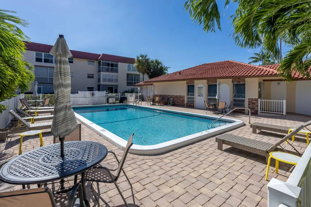700 SE 6th Avenue #107 Deerfield Beach, FL 33441