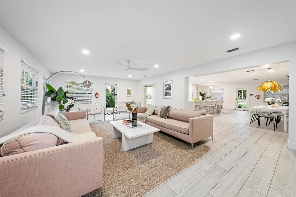 570 DOVER ROAD Tequesta, FL 33469