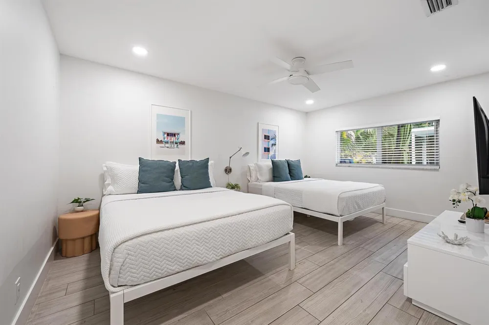 570 DOVER ROAD Tequesta, FL 33469