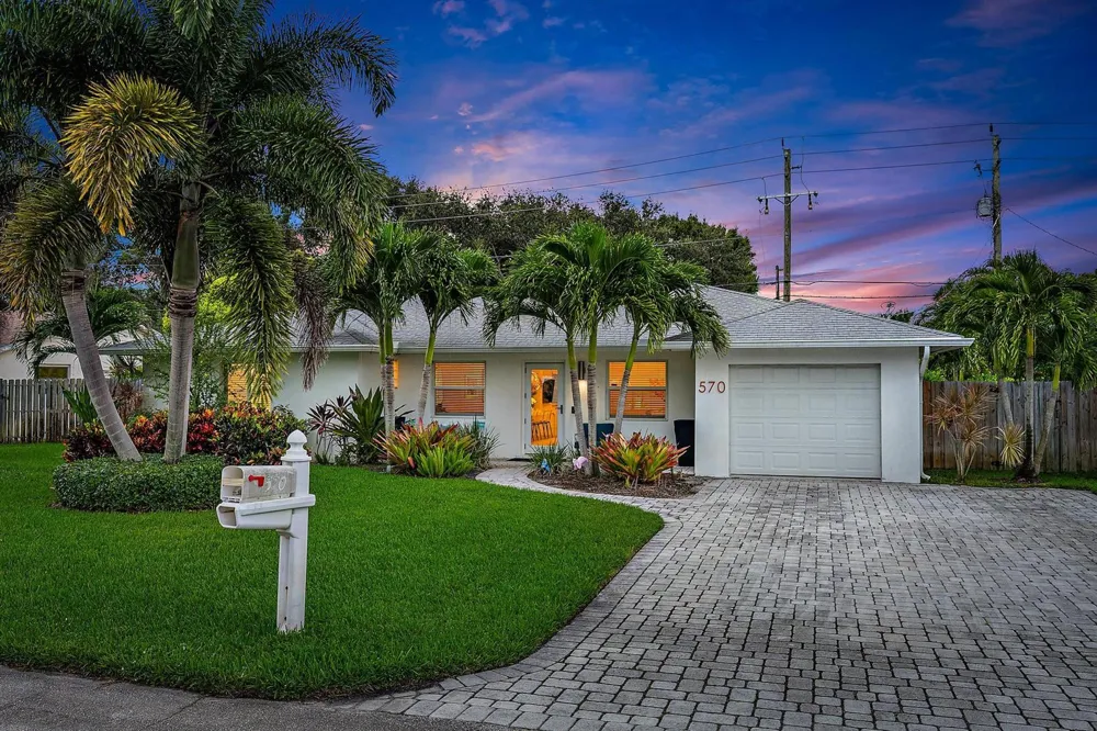 570 DOVER ROAD Tequesta, FL 33469