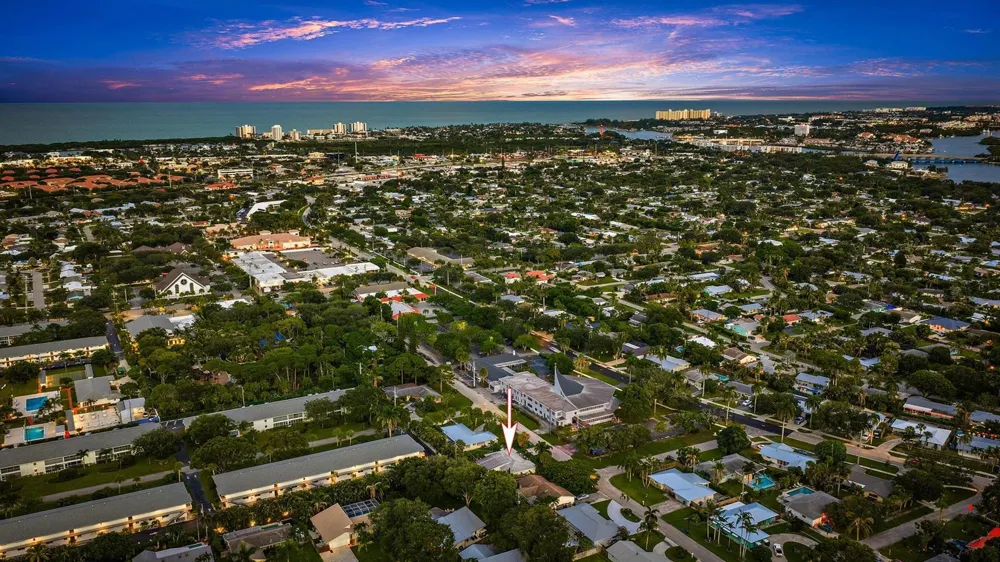 570 DOVER ROAD Tequesta, FL 33469