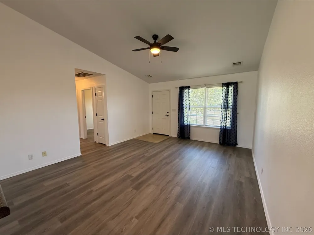 25720 E 90th Place S Broken Arrow, OK 74014