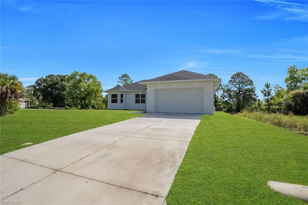 523 Harry Thayer Avenue S Lehigh Acres, FL 33974