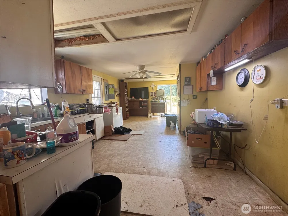 762 Elochoman Valley Road Cathlamet, WA 98612