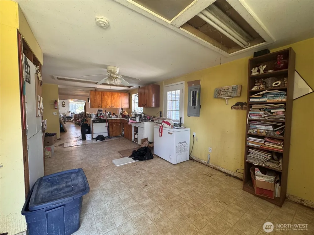 762 Elochoman Valley Road Cathlamet, WA 98612