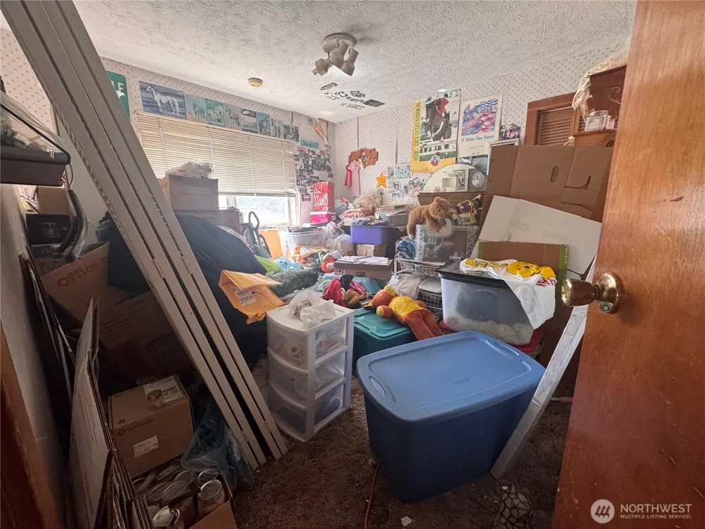 762 Elochoman Valley Road Cathlamet, WA 98612
